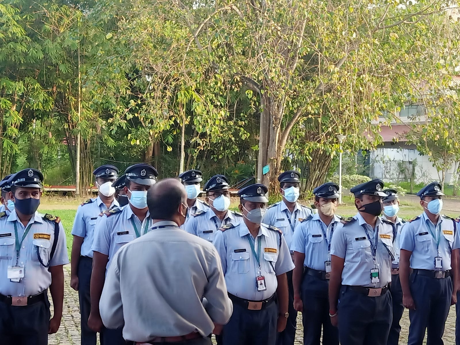Efficient security members group photo 1